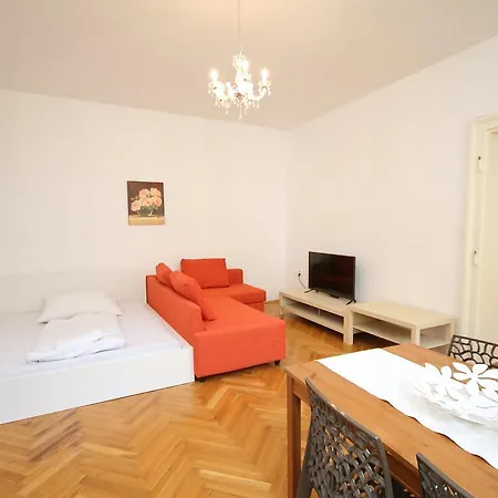 Holiday home Holiday Caroline.2 *